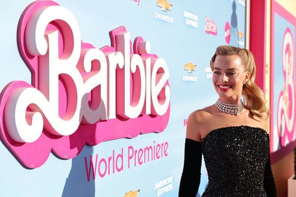 ▲▼《Barbie芭比》世界首映：瑪格羅比、萊恩葛斯林、導演葛莉塔潔薇、艾美莉卡弗瑞娜（America Ferrera）。（圖／華納提供）