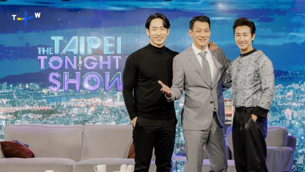 ▲▼演員路斯明及邱凱偉在《The Taipei Tonight Show》分享「男孩登大人」的心路歷程。（圖／TaiwanPlus提供）