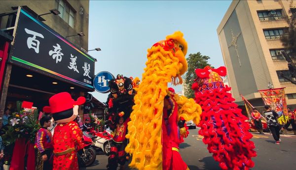 ▲▼新竹「百元超跑連鎖美髮店」傳倒閉　大批「一疊票苦主」哀號。（圖／翻攝臉書）