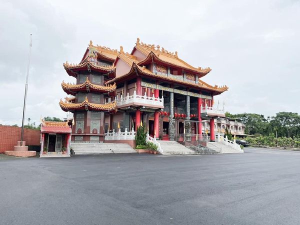 ▲▼神明指示要賣？南投3層樓宮廟「開價2500萬」要賣　住持回應了。（圖／翻攝臉書）