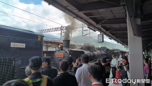 ▲▼台鐵「2023仲夏寶島號」由「蒸機女王」CT273蒸汽機車頭附掛6節莒光號車廂，開出首趟專列。（圖／台鐵局）