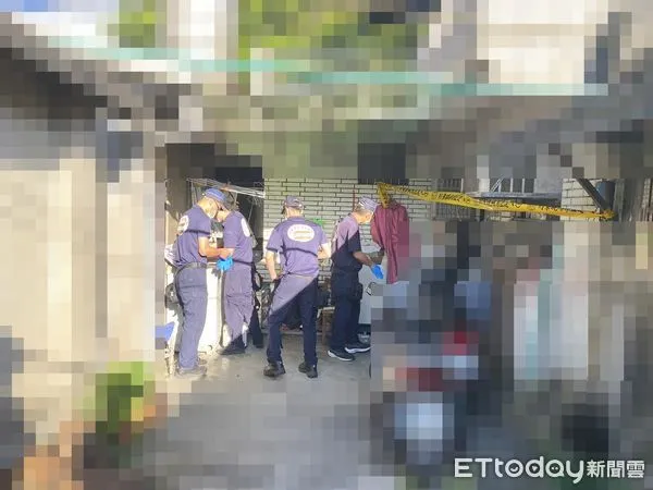 ▲▼    瑞芳命案，鑑識人員現場採證         。（圖／記者郭世賢攝）