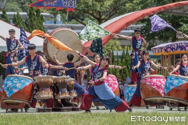 ▲競技前與會貴賓開鼓儀式。（圖／花蓮縣政府提供，下同）