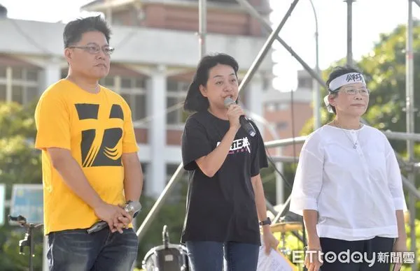 ▲▼時代力量黨主席王婉諭出席「七月十六上凱道，公平正義救台灣」活動，716遊行。（圖／記者李毓康攝）