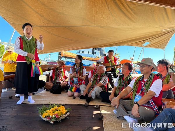 ▲花蓮南島考察團與法菲特大溪地航海組織以原住民歌謠及舞蹈彼此交流。（圖／花蓮縣政府提供，下同）