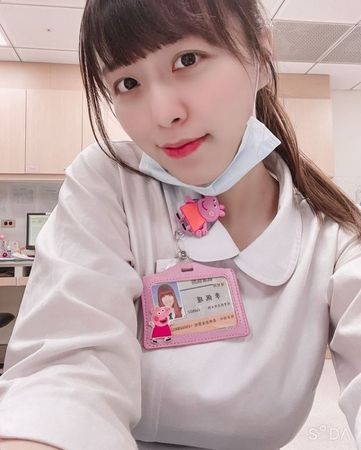 正妹護理師李佩瑾Sandy Li。（圖／翻攝自Instagram／sandyi01314）