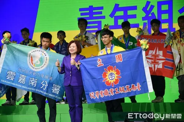 ▲第53屆全國技能競賽，勞動部勞動力發展署雲嘉南分署勇奪16金9銀10銅22優勝17佳作成績亮眼。（圖／記者林悅翻攝，下同）