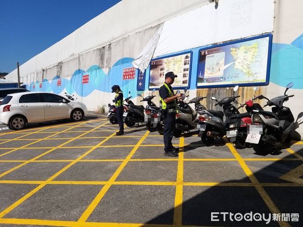 ▲台東警分局加強對綠島交通執法。（圖／記者楊漢聲翻攝）