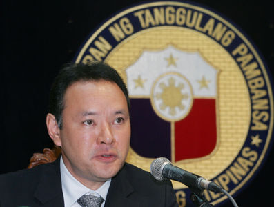 「破壞中菲兩國關係」　大陸宣布制裁菲律賓防長