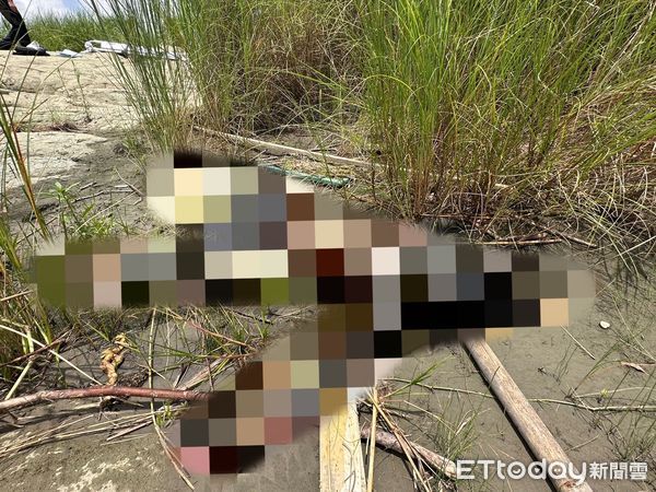 ▲▼竹東竹林大橋下驚見浮屍。（圖／記者陳凱力翻攝）