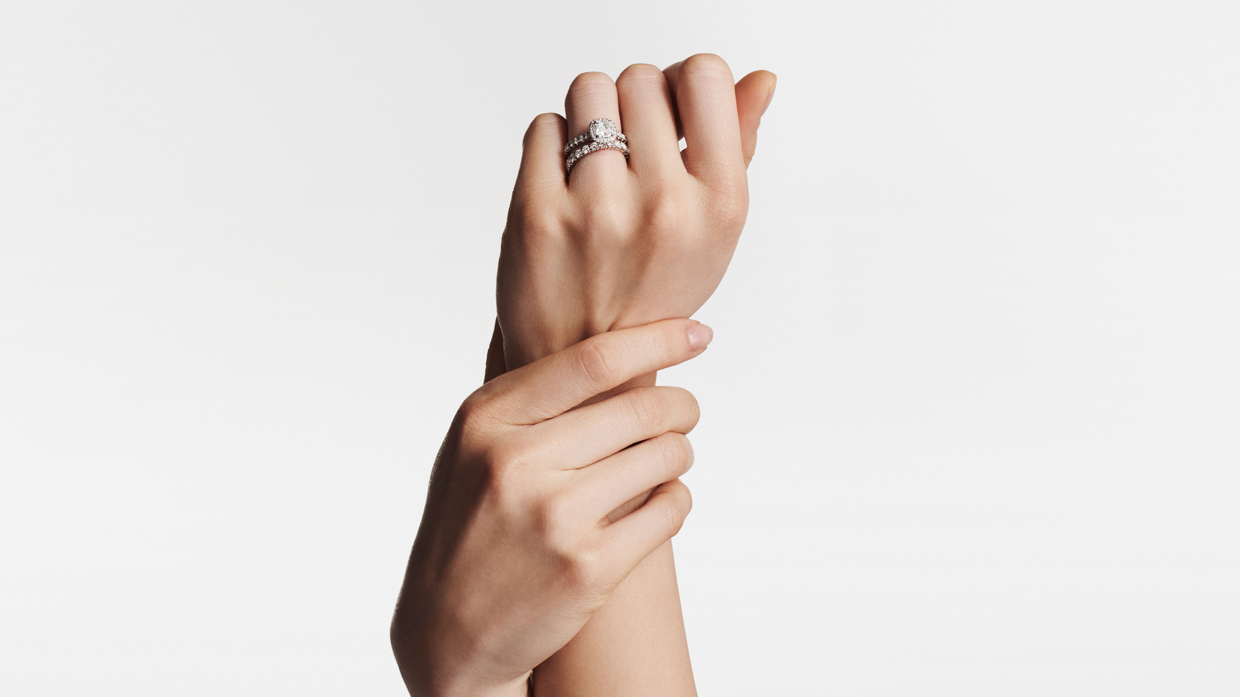 ▲▼Cartier diamond ring AD             。（圖／公關照）