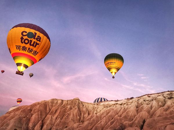 ▲▼土耳其「卡帕多奇亞」熱氣球飛行。（圖／可樂旅遊提供）