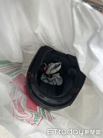 ▲▼三重噁男將女住戶安全帽當尿便器             。（圖／記者陳以昇翻攝）