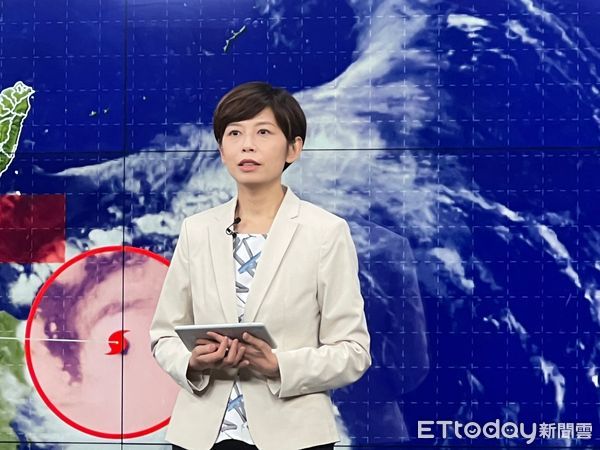 ▲▼氣象局技正羅雅尹說明杜蘇芮颱風最新動態。（圖／記者李姿慧攝）