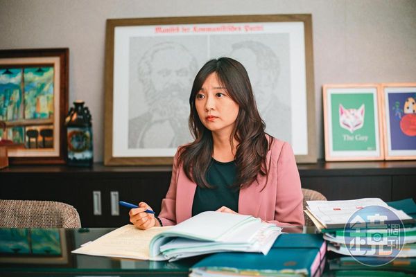 律師柯萱如表示，當加害人反過來提告，「他們通常都滿有權有勢，當事人會很驚恐。」