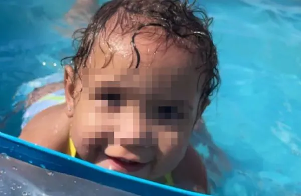 爺剛好沒看著孩子　1歲女童被寵物犬撞進「23cm深泳池」溺水身亡。（圖／翻攝自募款網站GoFundMe）