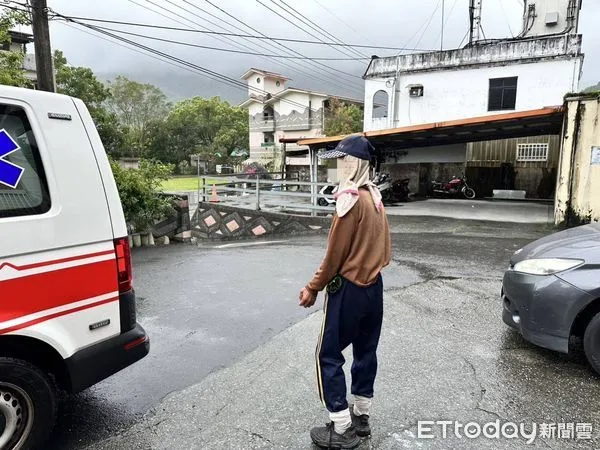 ▲▼7旬老翁誤食姑婆芋中毒，蘇澳波麗士協助送醫。（圖／記者游芳男翻攝，下同）