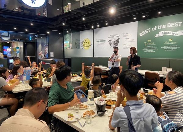 ▲統領廣場邀請「藍迪」孩童快樂FUN暑假