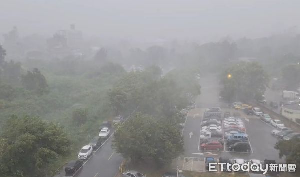 ▲▼    杜蘇芮強襲金門，造成多區停電         。（圖／記者林名揚翻攝）