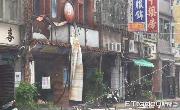 ▲▼    杜蘇芮強襲金門，造成多區停電         。（圖／記者林名揚翻攝）