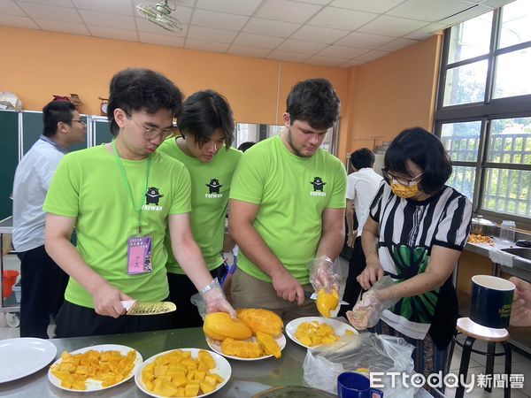 ▲▼  新港國中112年度海外華裔青年英語服務營。（圖／新港國中提供）