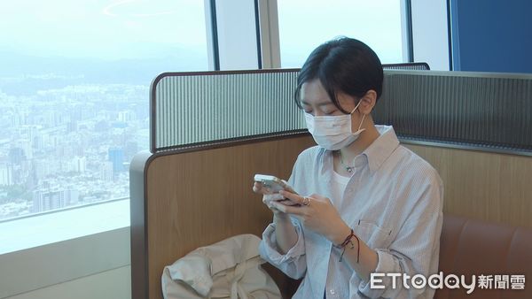 ▲台灣近視人口比例位居全球第一 高度散光比例也不容小覷 不少人想擺脫戴眼鏡及戴隱眼的不便 選擇接受近視雷射來矯正視力隨著科技進步 醫療技術持續推陳出新微創手術更是忙碌現代人的首選▼             。（圖／記者鄭遠龍攝）