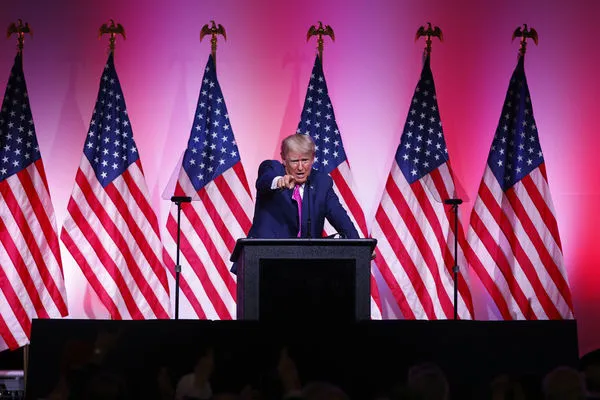 ▲▼前美國總統川普28日「林肯日晚宴」（Lincoln Day Dinner）。（圖／達志影像／美聯社）