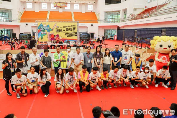 ▲▼  FRC機器人季後賽嘉義登場 全國18支隊伍同場較勁 。（圖／嘉義縣政府提供）