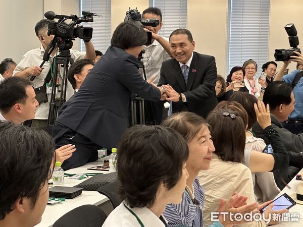 ▲▼    國民黨總統參選人侯友宜下午前往日本國會參加「日華議員懇談會國會歡迎茶會」。（圖／記者崔至雲攝）