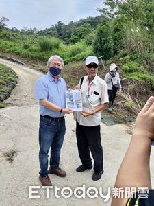 造橋大桃坪土石堆置場開發案環評現勘　自救會強烈抗議送陳情書