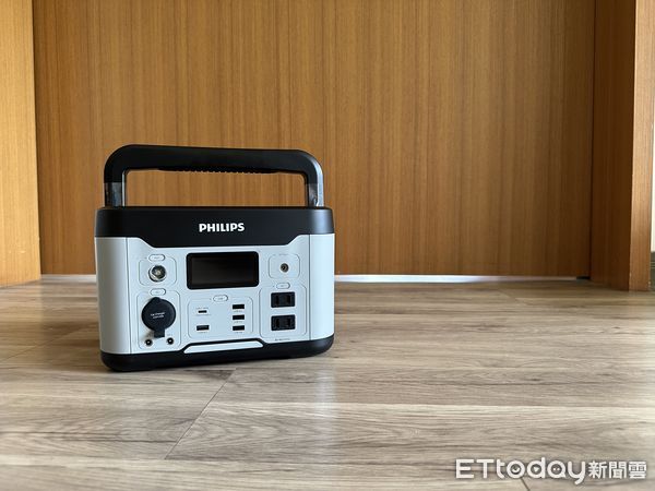 ▲PHILIPS 600W儲能行動電源。（圖／記者蔡惠如攝）