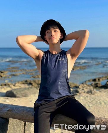 ▲高雄凱旋路派出所員警黃信翔             。（圖／記者吳奕靖翻攝）