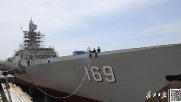 ▲解放軍海軍052B武漢艦（舷號169）。（圖／翻攝上觀新聞）