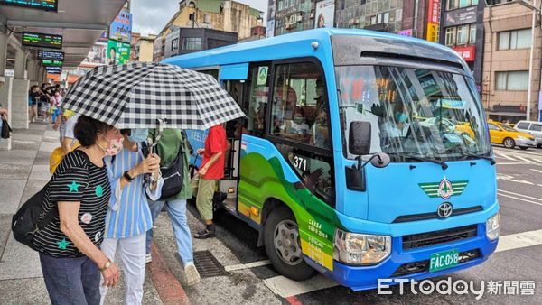 ▲基隆,基隆市公車。（圖／記者郭世賢翻攝）