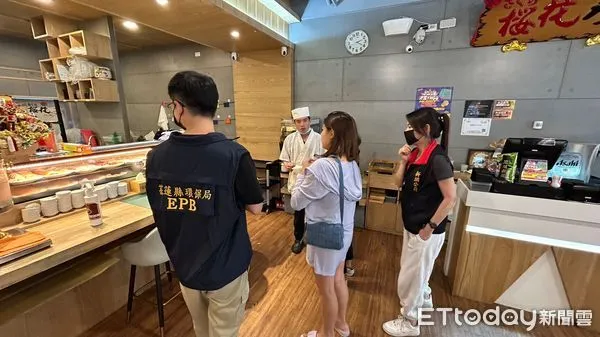 ▲▼環保局動員全數稽查人員針對轄內近3年新增之有店面餐飲業進行稽查，查核結果均符合法規規定。（圖／花蓮縣政府提供，下同）