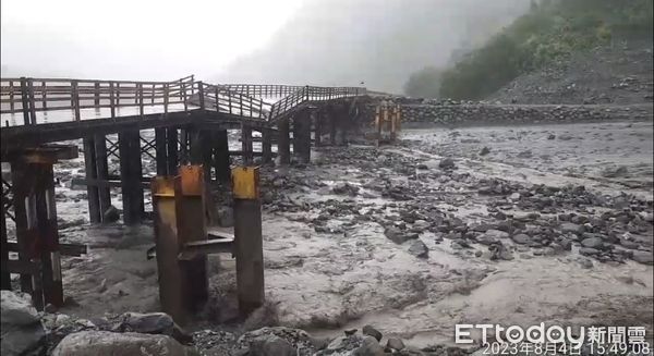 ▲▼台20線南橫公路明霸克露橋鋼便橋。（圖／公路總局三工處）