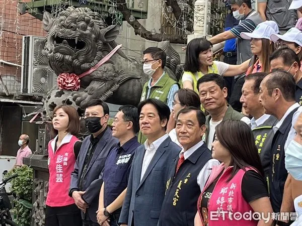 ▲▼副總統賴清德「三重義天宮」參香祈福。（圖／記者杜冠霖攝）