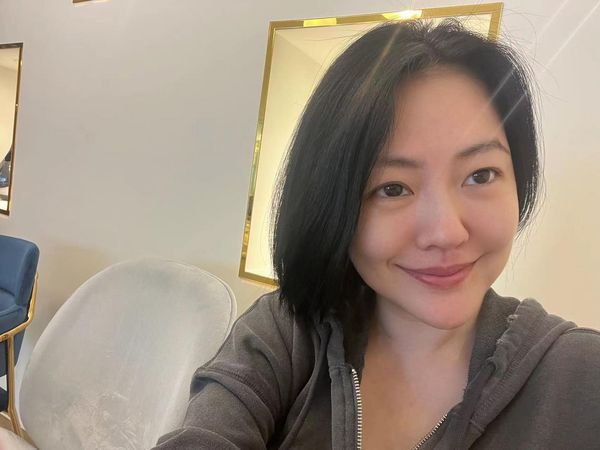 ▲▼小S韓國逛街累到嘴開開。（圖／翻攝自Facebook／小S 徐熙娣）