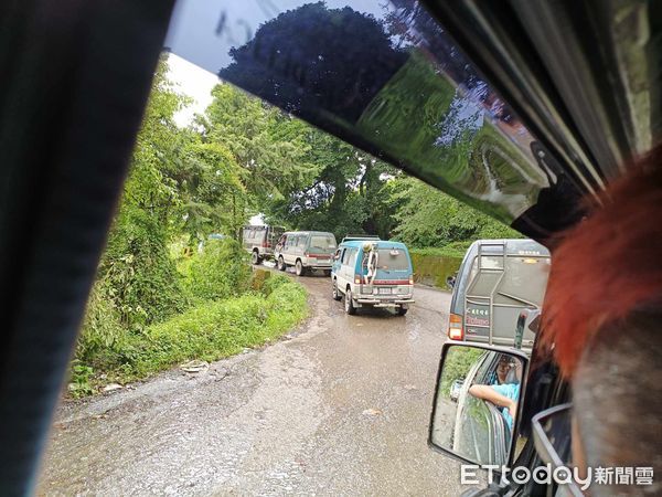 ▲▼仁愛,物資車,南投。（圖／何先生提供）