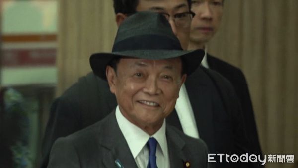 ▲▼日本前首相暨自民黨副總裁麻生太郎抵台。（圖／記者呂佳賢攝）