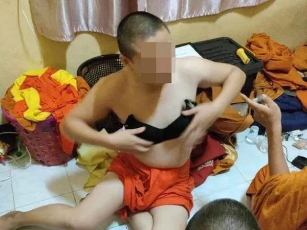 ▲▼泰國寺廟學校的沙彌涉嫌未成年賣淫，目標對象是其他男性沙彌與僧侶。（圖／翻攝自Facebook）