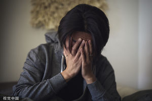 40歲富二代血糖飆600！拚3個月救回「雙眼卻瞎了」　門診絕望淚別