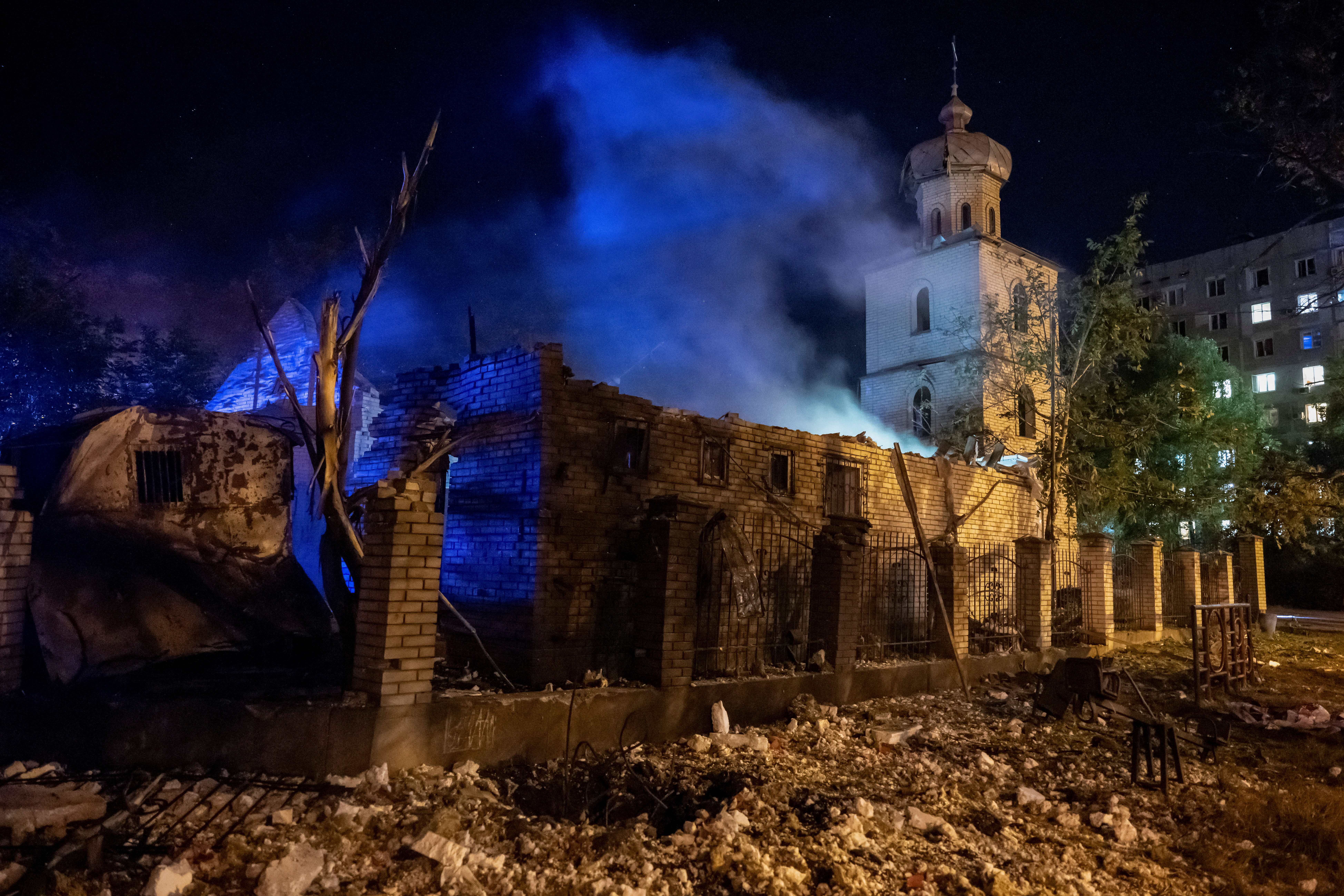▲▼俄軍飛彈夜襲　烏克蘭南部大城札波羅熱3死9傷。（圖／路透）