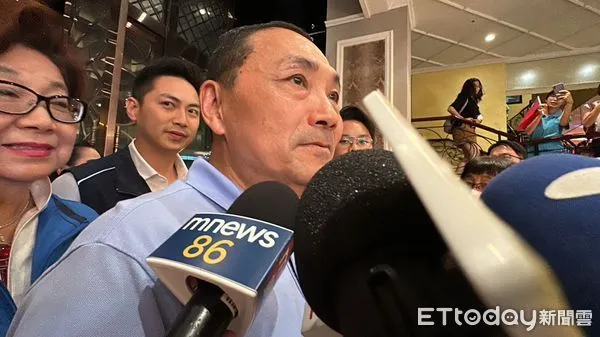 ▲▼   侯友宜受訪     。（圖／記者崔至雲攝）