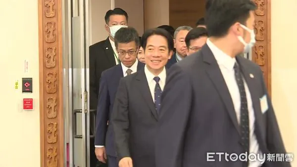 ▲▼副總統賴清德出訪巴拉圭共和國新任總統貝尼亞就職典禮行前談話。（圖／記者宋良義攝）