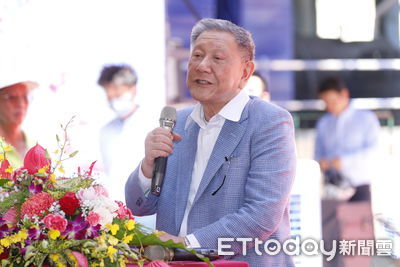 威京小沈突開臉書帳號　首篇po文嗆「檢察官違法偵查」