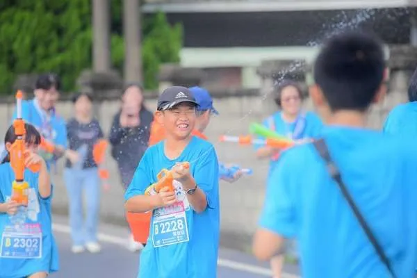 ▲超好玩水槍路跑後「新屋魚米之鄉馬拉松」9/17接力登場