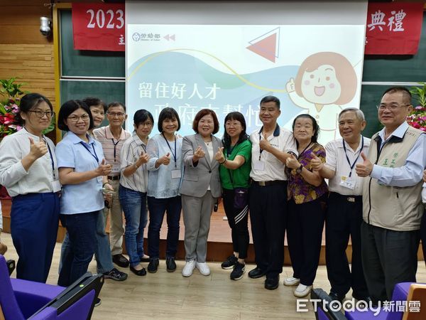 ▲｢勞工領袖大學菁英班」於14日開訓，台南市長黃偉哲等人到場參與開訓典禮。（圖／記者林東良翻攝，下同）