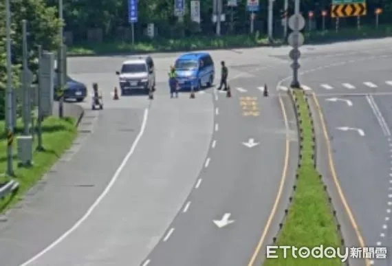 ▲▼台9線108.2K(東澳隧道)發生事故，蘇澳至東澳雙向封閉。（圖／翻攝監視器畫面）