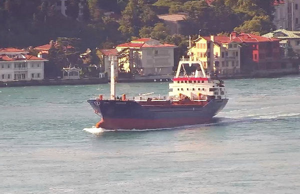 ▲▼俄國海軍在黑海攔截懸掛帛琉國旗的貨船克魯歐坎號（Sukru Okan vessel）。（圖／路透）